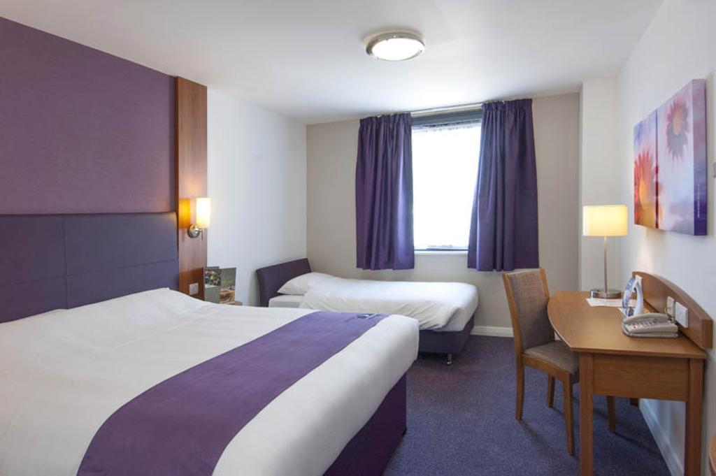 Premier Inn Reading Central 部屋 写真