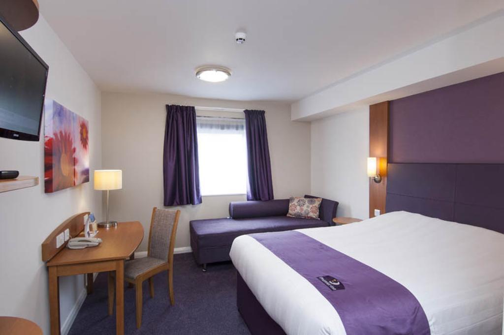 Premier Inn Reading Central 部屋 写真