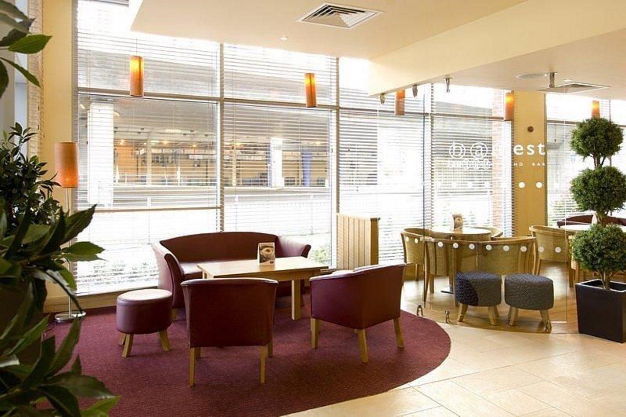 Premier Inn Reading Central エクステリア 写真